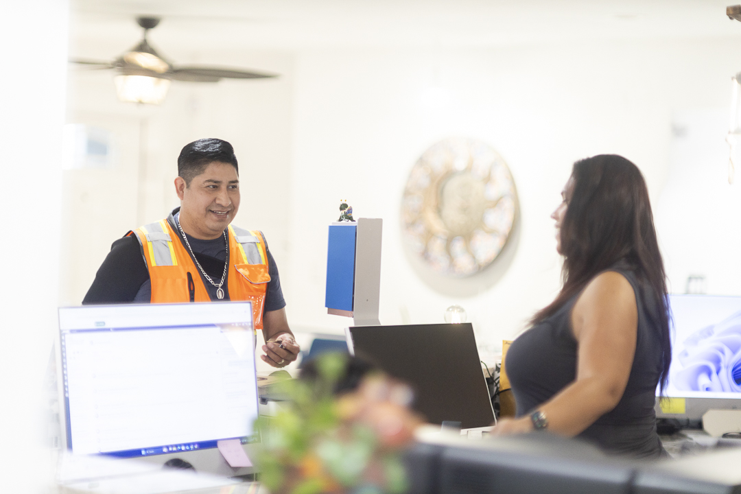 ULS | United Life Services | Brendaliz with client